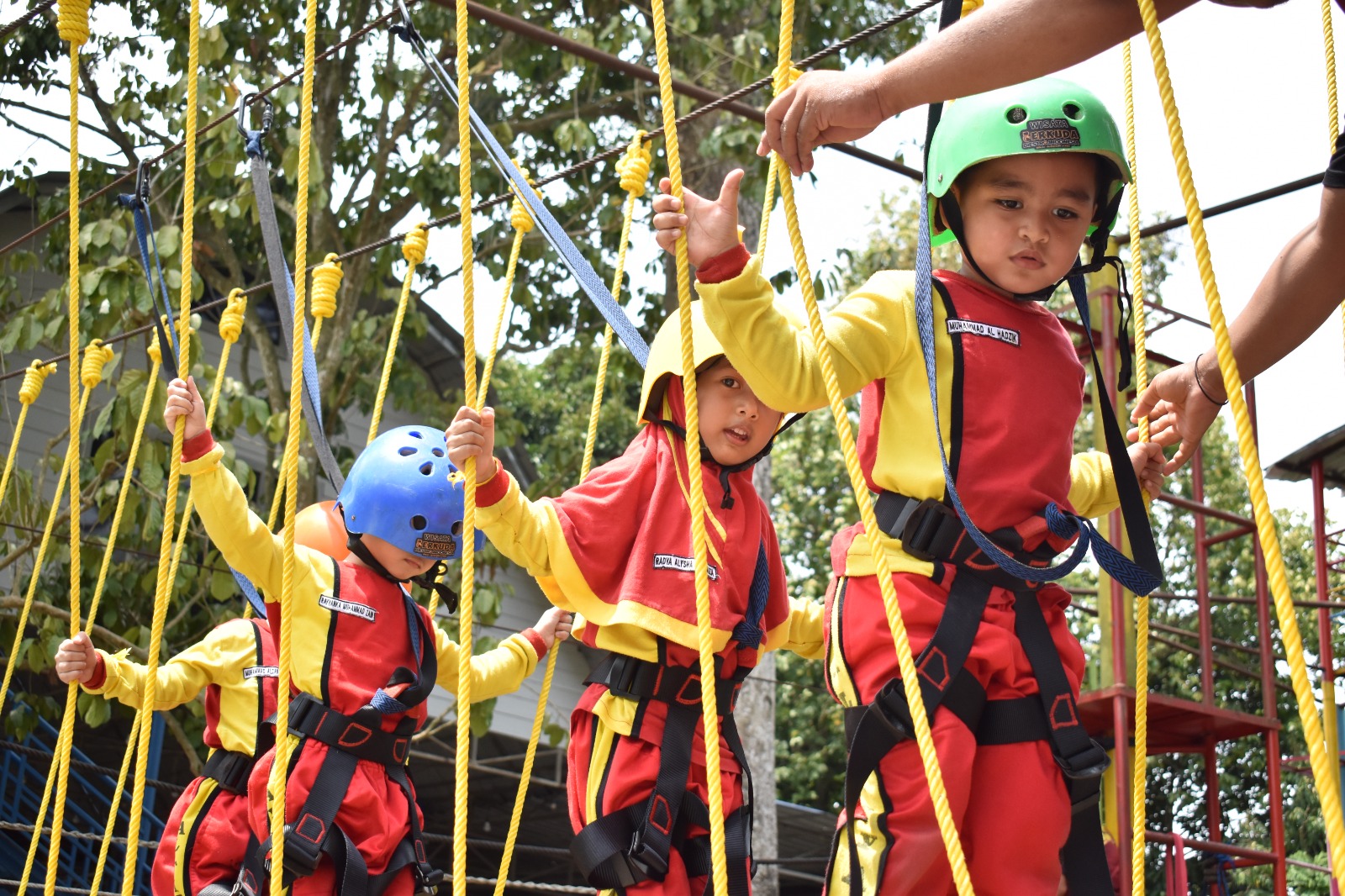 Outbond TK IT Al Fityan School Medan : “Bermain Bersama, Bahagia Bersama”