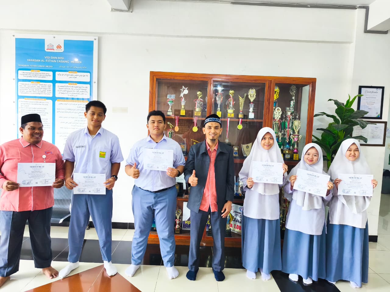 Mengukir Prestasi, Menginspirasi Generasi: Siswa SMA Al Fityan Medan Berjaya di OBA 9